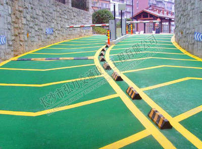 环氧防滑坡道地坪工程施工